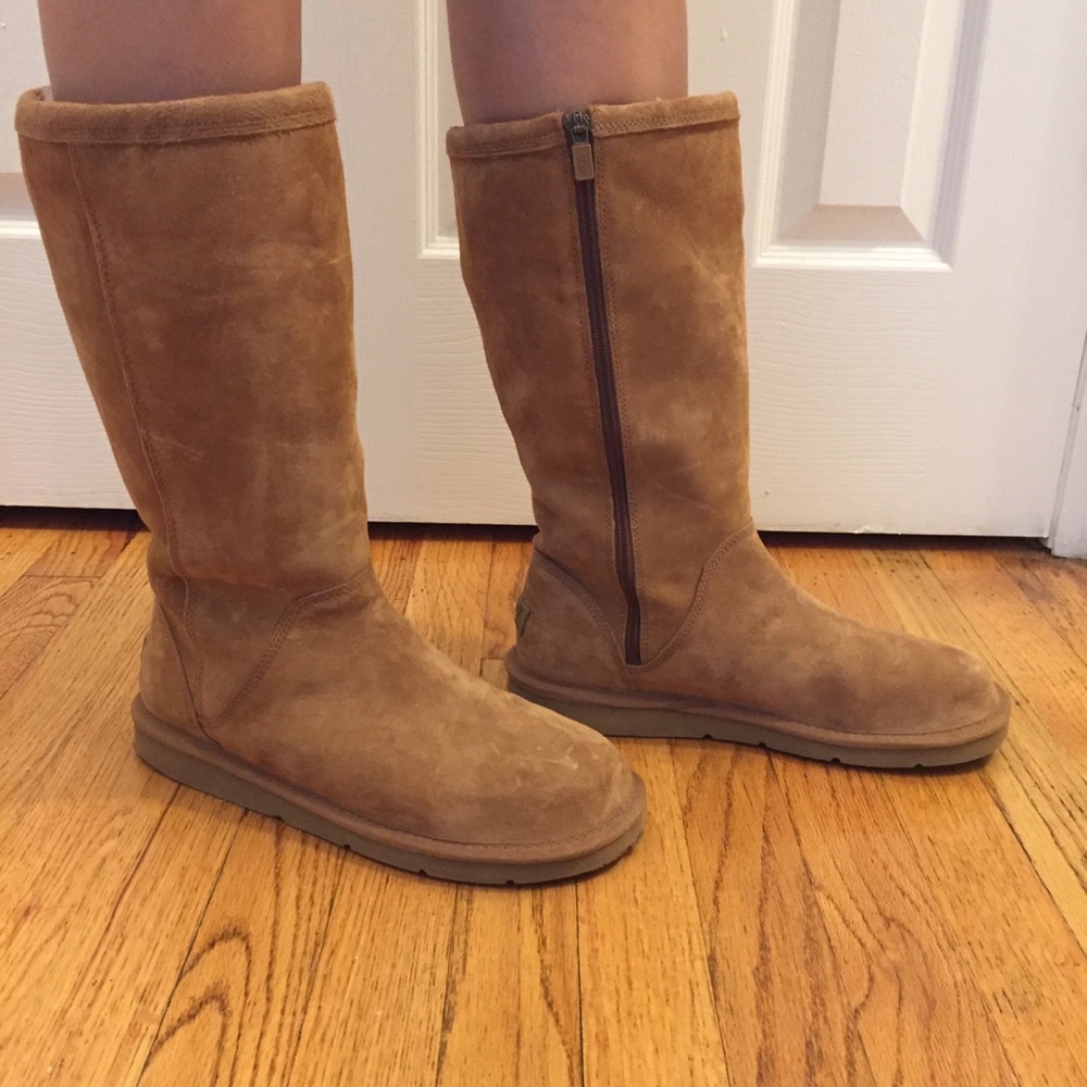 Ugg zip up boots